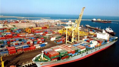 هر هفته سه کشتی گندم، برنج و روغن خام در بندر شهید رجایی پهلو می‌گیرند